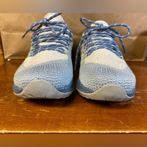 Merrell Women’s Bravada 2 Blue Hiking Trail Sneakers Shoes Size 6 - Picture 4 of 10